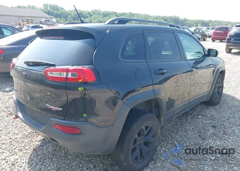 2015 Jeep Cherokee Trailhawk z USA, uszkodzony, nr VIN 1C4PJMBS3FW569707